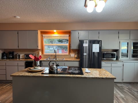 Fully equipped kitchen