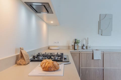 Apartment (2 Bedrooms) | Private kitchenette | Oven, dishwasher, espresso maker, electric kettle