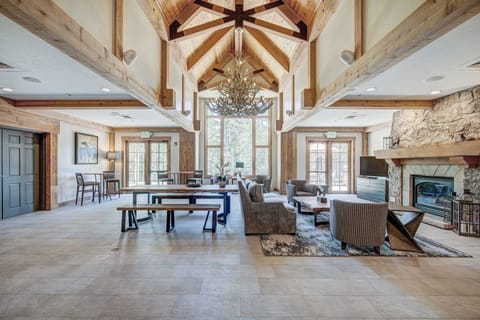 Condo, 2 Bedrooms | Interior