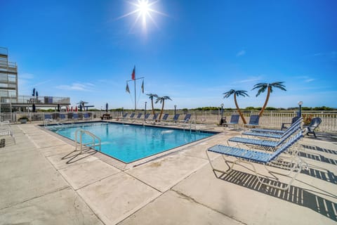 Wildwood Crest Vacation Rental | 1BR | 2BA | Elevator Access | 650 Sq Ft