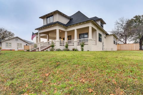 Bernham Vacation Rental | 3BR | 3BA | Steps to Enter | 2,500 Sq Ft