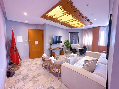 Luxury Apartment, City View | Living area