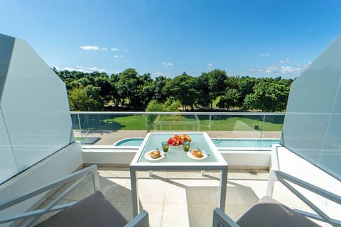 Refugio Ideal Golf & Piscina Cana Rock Star (1750)