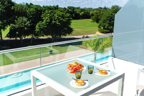 Single Loft Best Pool Views! Cana Rock Star G-205 (1813)