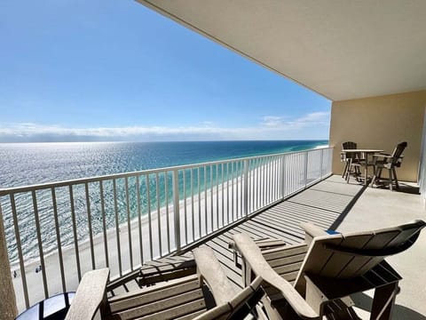 San Carlos 1906, Gulf Shores, Alabama Sleeps 8. Managed by Island Rentals