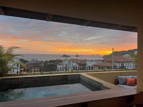Beautiful sunset views from the plunge pool