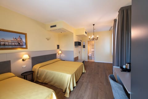 Family Quadruple Room | Soundproofing, free WiFi, wheelchair access