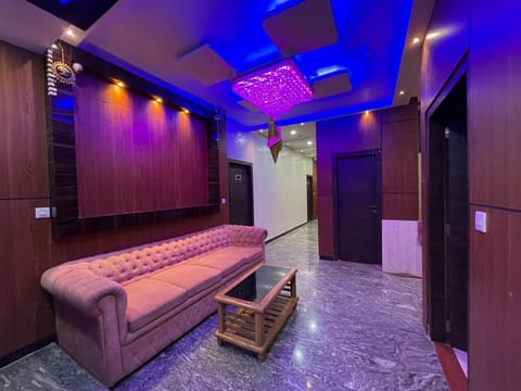 Deluxe Room | Free WiFi