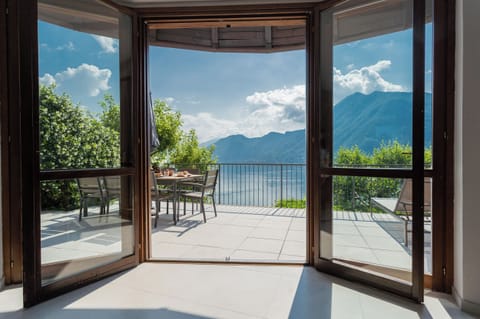 Villa (4 Bedrooms) | Terrace/patio