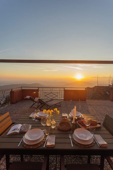 Apartment (2 Bedrooms) | Terrace/patio