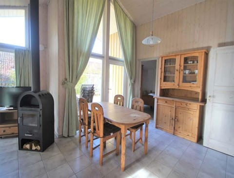 House | Dining