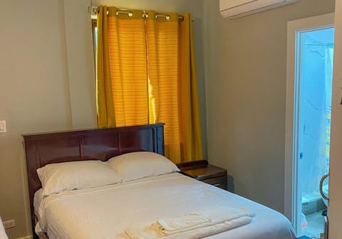Standard Double Room | Blackout drapes, iron/ironing board, free WiFi