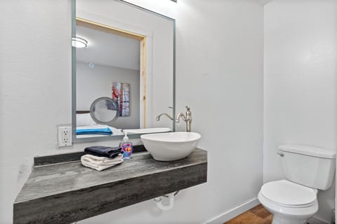 Shower, towels, soap, shampoo