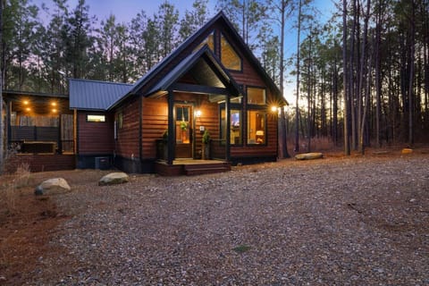 Where simplicity meets comfort.