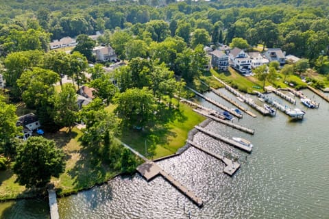 All Decked Out in Annapolis is located in the exclusive Oyster Harbor Community, a tranquil waterfront community on the Annapolis Neck Peninsula.
