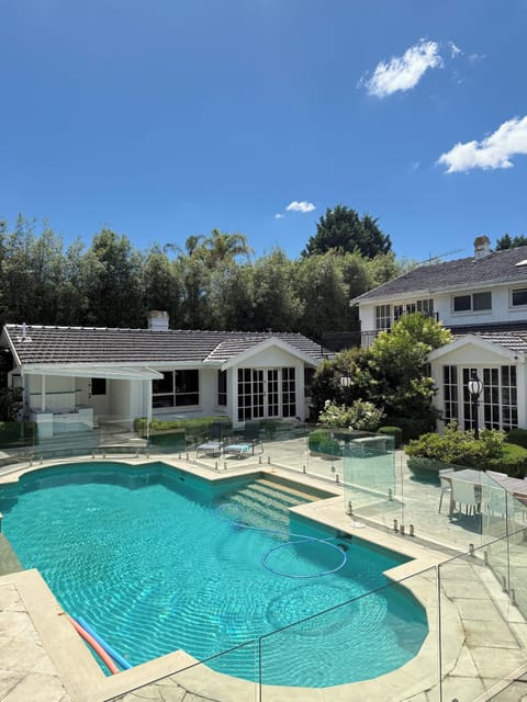 Luxury White House with Swimming Pool