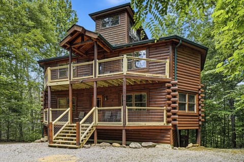 Welcome to Cherokee Pool Lodge, Offered by Bear Tracts.