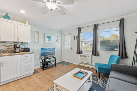 Welcome to Harbor Breeze 58!