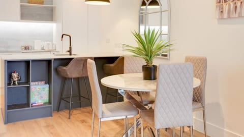 Dining at Luxiety Stays Short Lets Serviced Accommodation Southend on Sea