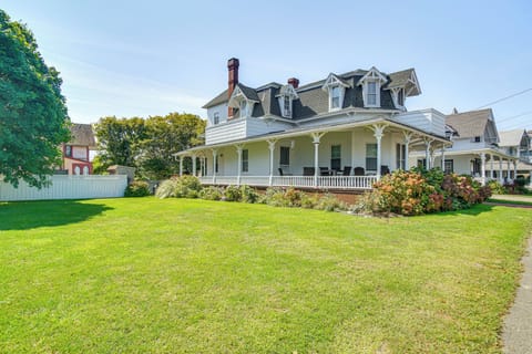 Oak Bluffs Vacation Rental | 6BR | 2.5BA | 2,150 Sq Ft | Steps Required