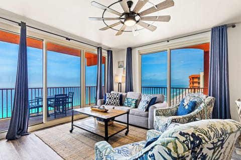 Welcome to Beautiful Pelcans' Pointe, 
the best, above the rest. 