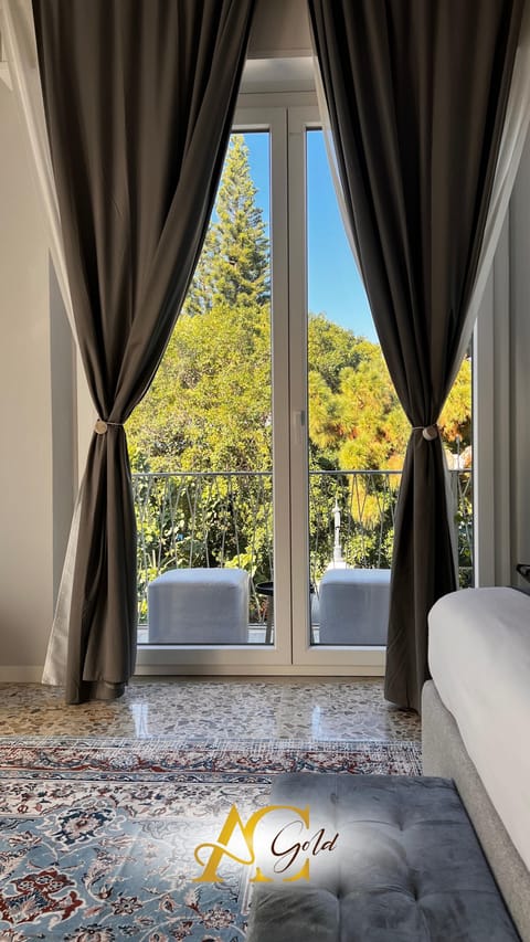 Junior Studio Suite, City View | Premium bedding, down comforters, minibar, in-room safe