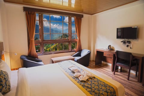 Premium Room, Mountain View | Soundproofing, WiFi (free)