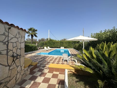 Swimming Pool, Resort, Composite Material, Eco Hotel, Shade, Outdoor Furniture, Hacienda, Flagstone, Landscaping, Estate