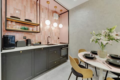 Private kitchenette