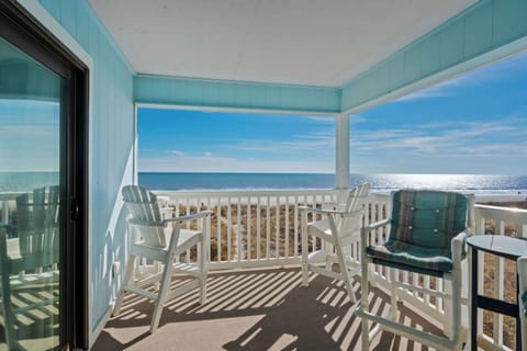 Beachfront! End unit!