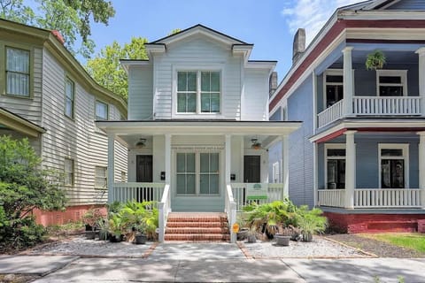 The house is located on a quiet street, minutes from Savannah's best attractions. 