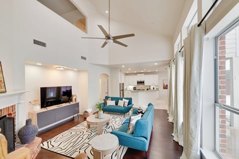Frisco Vacation Rental | 5BR | 3.5BA | 2,915 Sq Ft | 3 Steps Required