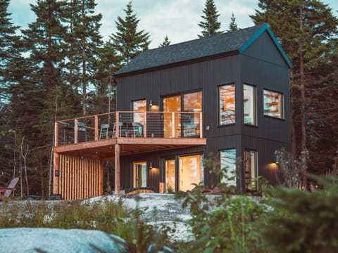 Landskap is a modern and comfortable escape for groups of up to 6 guests