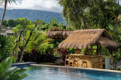 Poolside bar