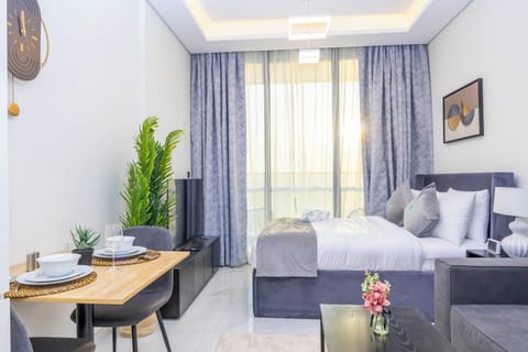 Deluxe Studio, City View | In-room safe, free WiFi
