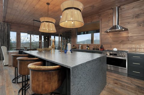 Blue Fox - Fully Equipped Kitchen