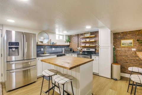 Ogden Vacation Rental | 2BR | 1BA | 1,132 Sq Ft | 5 Steps to Enter