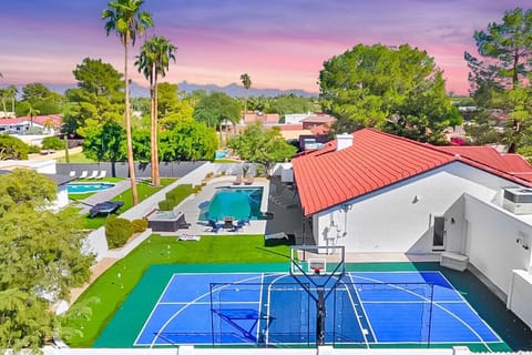 Sport court