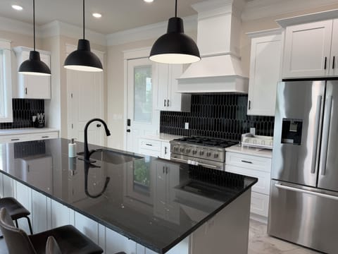 Kitchen (first floor)