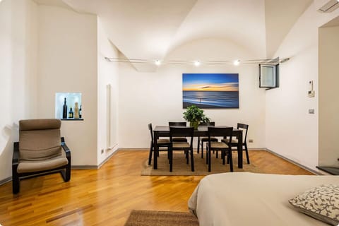 Bedroom, Living Room