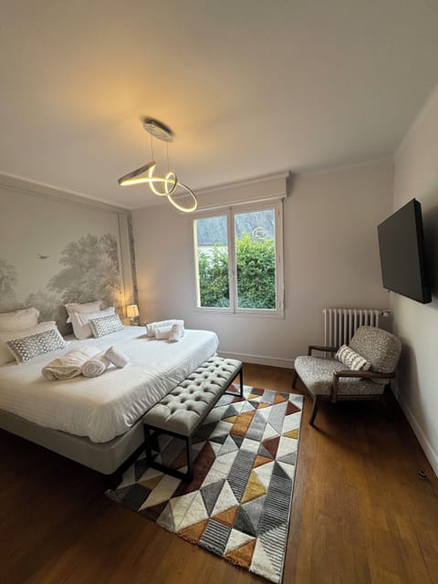 Superior Double Room | Individually decorated, soundproofing, free WiFi, bed sheets