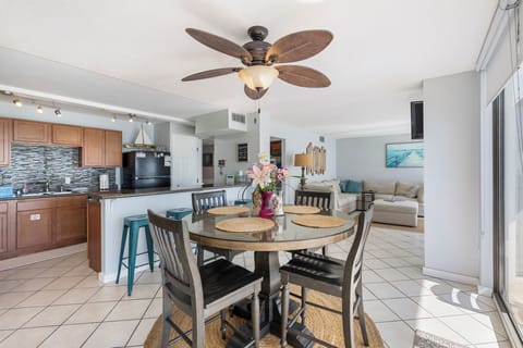 Oceanview Dining Space