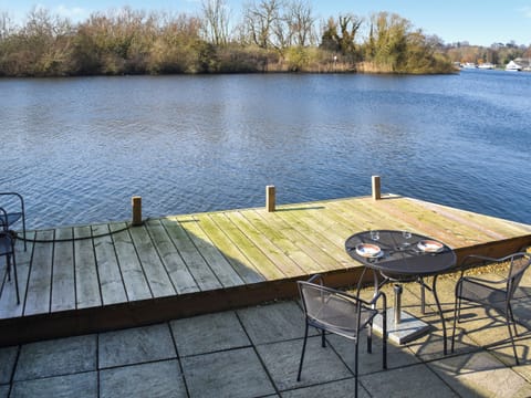 Outdoor | Rainbow&rsquo;s End, Brundall