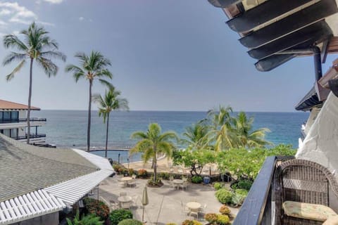 Ocean & Pool View from Lanai