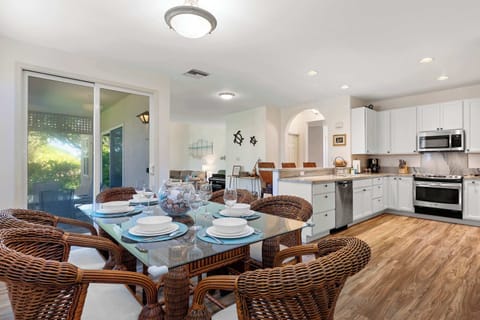 Dining table with seating for 6