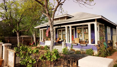 Cafe