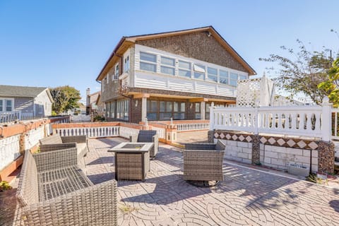Villas Vacation Rental | 4BR | 3.5BA | 3,400 Sq Ft | Stairs Required