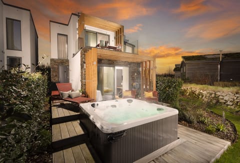 Welcome to Lefransa, a serene sanctuary nestled near Carbis Bay and St Ives
