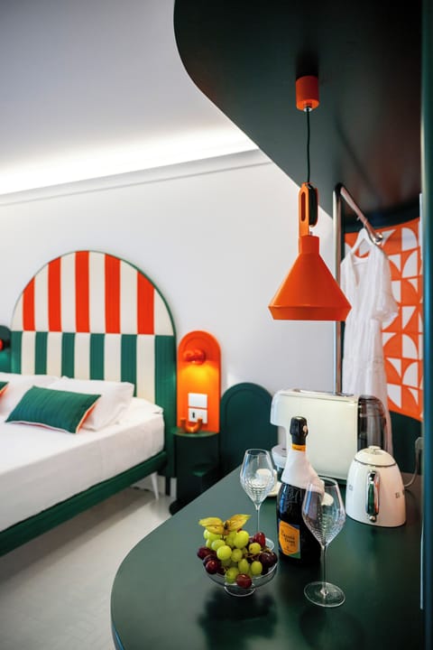 Deluxe Double Room, Balcony, City View | Room amenity