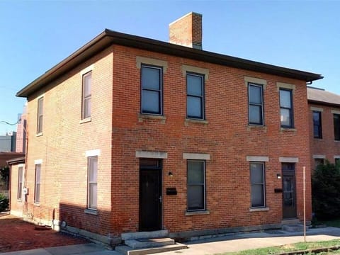 Your perfect home base in Columbus, just minutes from Nationwide Arena and the Convention Center.